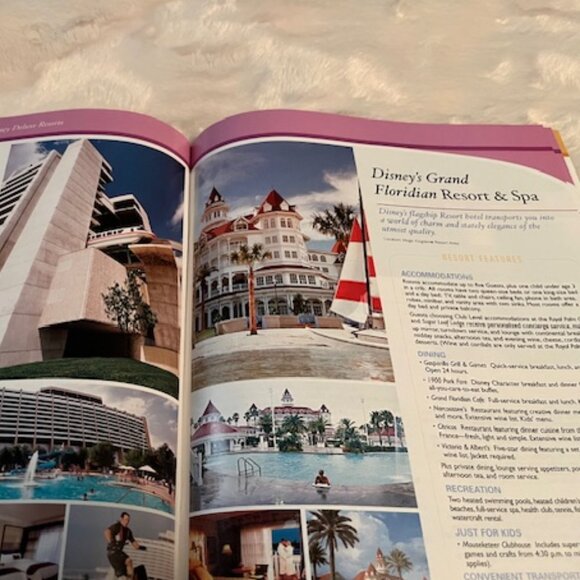 2/$35 Walt Disney World Travel Company Vacation Magazine Brochure 2007 - Picture 2 of 5